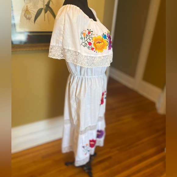 Mexican sundress - Picture 5 of 9